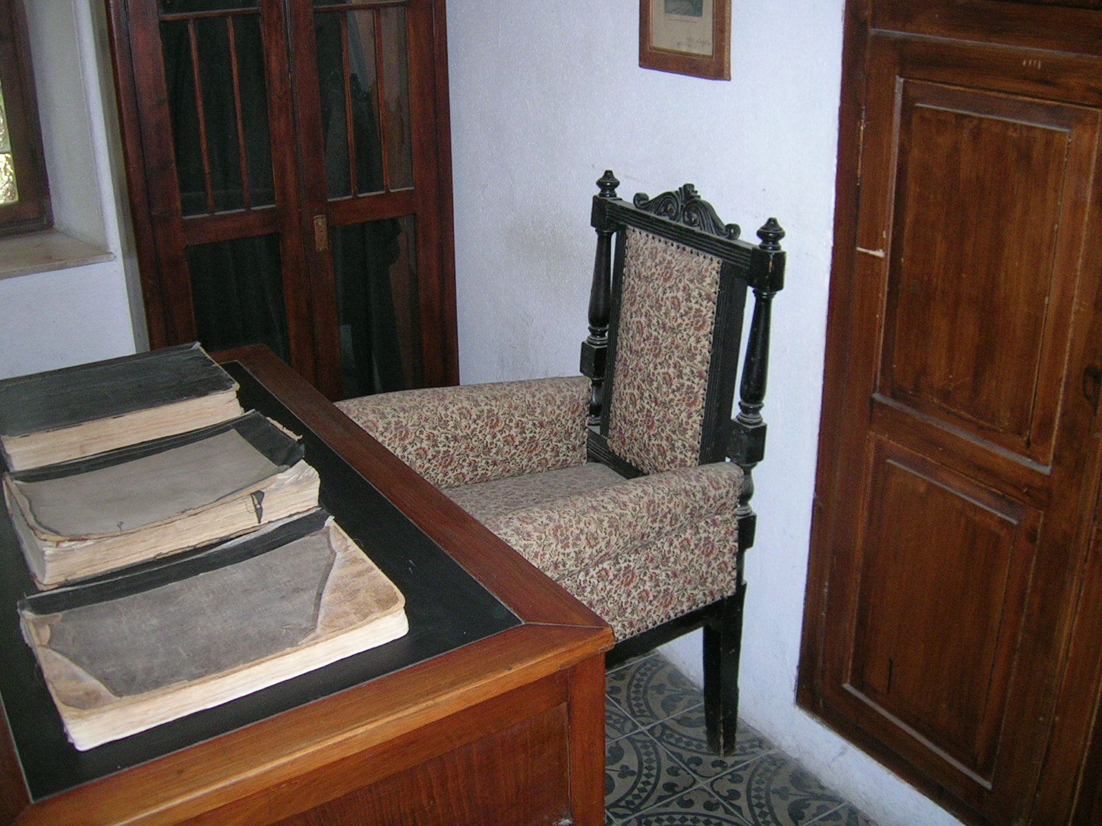 Rav Kook's chair