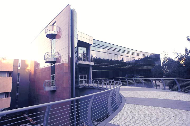 tech-photo-01